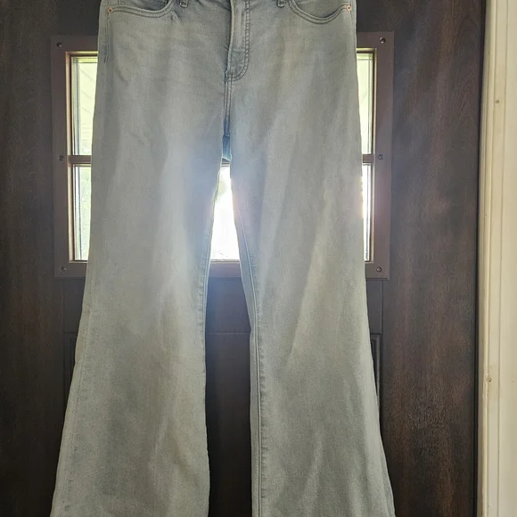 Express Light Blue Flare Jeans - Picture 12 of 12